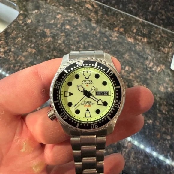 Citizen Promaster Green Lume (NY0040-50W) - Picture 7 of 9